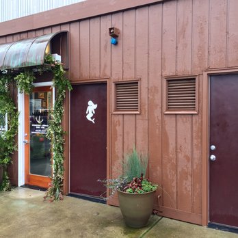 Union City Market - Public restrooms - Souvenir Shops Near Me - Union, Washington