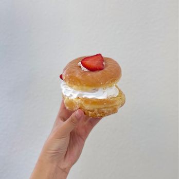 Poppy's Donuts - Strawberry Whipped glazed donut (06/2023) - Donuts Near Me - Las Vegas, Nevada Poppy's Donuts - Strawberry Whipped glazed donut (06/2023) - Donuts Near Me - Las Vegas, Nevada