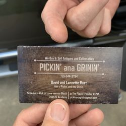 Pickin ana Grinnin - Business card