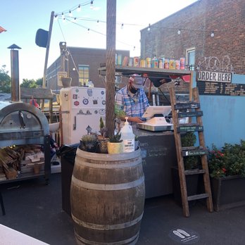 Daddy Jones - outdoor patio - Bars Near Me - Somerville, Massachusetts
