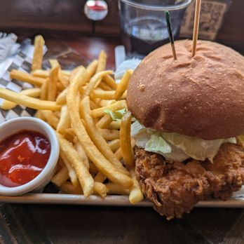 Triangle Spirits - Fried Chicken Sandwich - Southern Near Me - Seattle, Washington