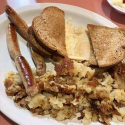 Annie's Cafe - Breakfast eggs and sausage links.