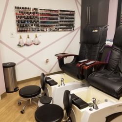Chic Nail Studio - Update of our space.