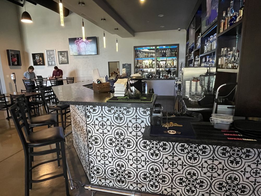 Primos Restaurant And Tequila Bar