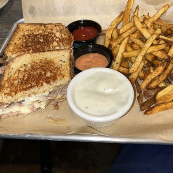 Foxiis Restaurant and Bar - Patty melt with the sauce on the side - New American Near Me - McKinney, Texas Foxiis Restaurant and Bar - Patty melt with the sauce on the side - New American Near Me - McKinney, Texas