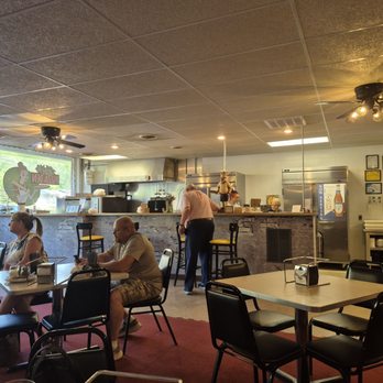 Jen's Pizza Den - Pizza Near Me - Fredericksburg, Virginia Jen's Pizza Den - Pizza Near Me - Fredericksburg, Virginia