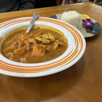 Thai Star Sushi Bar - Chicken Masaman - Thai Near Me - Madeira Beach, Florida Thai Star Sushi Bar - Chicken Masaman - Thai Near Me - Madeira Beach, Florida