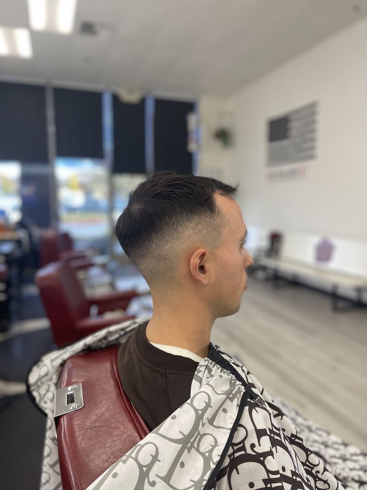 Barber Money Huncho Logo