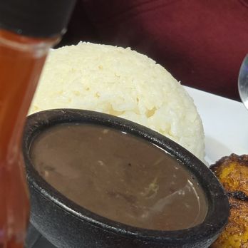 Que Bola Cuban Cafe - Cuban Near Me - Des Plaines, Illinois Que Bola Cuban Cafe - Cuban Near Me - Des Plaines, Illinois