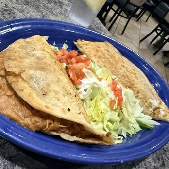 La Parrilla Mexican Grill - Quesadilla Rellena - Mexican Near Me - Hampton, Virginia