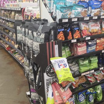 Hpc-Eagle Energy - Inside - Gas Stations Near Me - Paso Robles, California Hpc-Eagle Energy - Inside - Gas Stations Near Me - Paso Robles, California