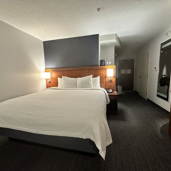 Courtyard by Marriott Hartford Farmington - Hotels Near Me - Farmington, Connecticut