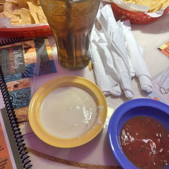 Palacio Maya Mexican Restaurant - Queso and salsa - Mexican Near Me - Independence, Missouri