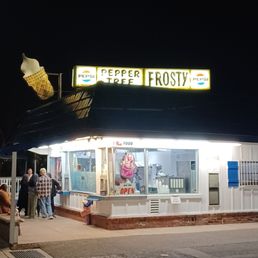 Exterior photo of Pepper Tree Frosty - Vista, California Exterior photo of Pepper Tree Frosty - Vista, California