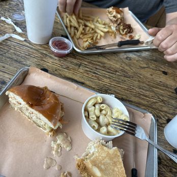 The Cookshack - Rib sandwich and chicken sandwich - Chicken Shop Near Me - Fort Worth, Texas
