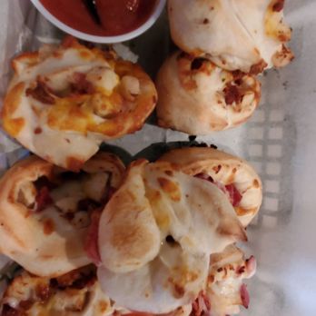 Downey's House - Downey Famous Signature Rolls Pepperoni - American Near Me - Mc Kees Rocks, Pennsylvania