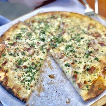 Cafe Rustica - Lord aine Pizza - French Near Me - Carmel Valley, California