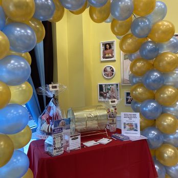 Nothing Bundt Cakes - Enter your bday for a free bday Bundt cake - Bakeries Near Me - Mobile, Alabama