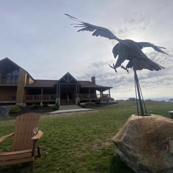 Hawk Ridge Winery - Wineries Near Me - Watertown, Connecticut
