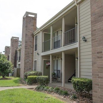 Rolling Brook Apartments - Apartments Near Me - Huntsville, Texas Rolling Brook Apartments - Apartments Near Me - Huntsville, Texas
