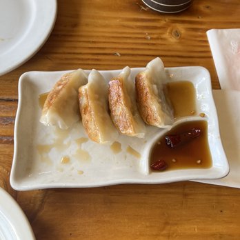 Tanpopo Ramen and Sake Cafe - Gyoza - Salad Near Me - Albany, New York