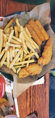 UNO Pizzeria & Grill by null