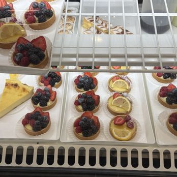 Les Pascals - Pastry area - Bakeries Near Me - Glen Ellen, California Les Pascals - Pastry area - Bakeries Near Me - Glen Ellen, California