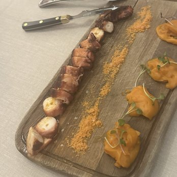 Los Galayos - Grilled calamari - Spanish Near Me - Madrid, M Los Galayos - Grilled calamari - Spanish Near Me - Madrid, M