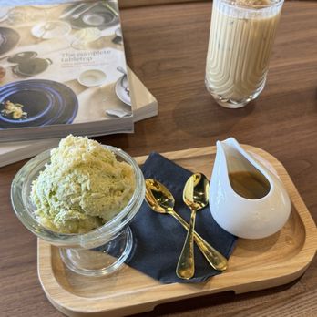 Luminescent - Affogato and iced vanilla late - Coffee & Tea Near Me - Orlando, Florida Luminescent - Affogato and iced vanilla late - Coffee & Tea Near Me - Orlando, Florida