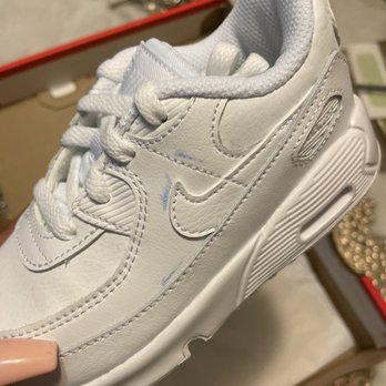 Nike Chicago - More ink - Shoe Stores Near Me - Chicago, Illinois