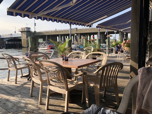 Angler Restaurant & Bar by null