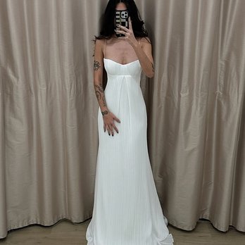Lovely Bride - SAINT 'Madeleine' at Lovely Bride Seattle - Accessories Near Me - Seattle, Washington