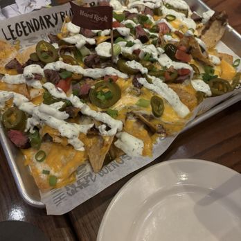 Hard Rock Cafe - Legendary Nachos - American Near Me - Pigeon Forge, Tennessee