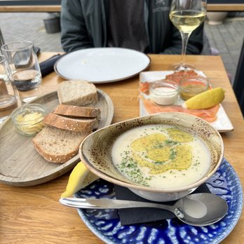 Fjellskaal Seafood Restaurant - Seafood Near Me - Bergen, 12