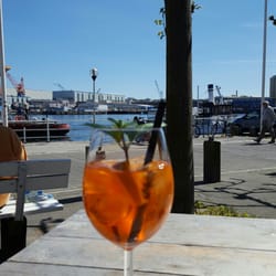 Der Alte Mann - Aperol Spritz in the sunshine:-)