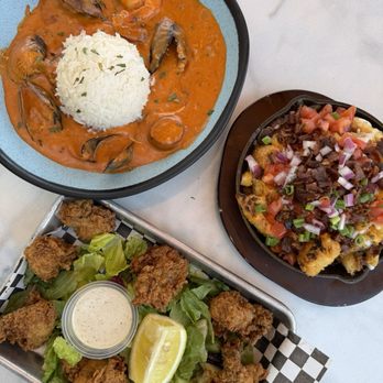 The Dive Oyster Bar - pan roast, chowder frots, fried oysters - Cajun/Creole Near Me - Yorba Linda, California The Dive Oyster Bar - pan roast, chowder frots, fried oysters - Cajun/Creole Near Me - Yorba Linda, California