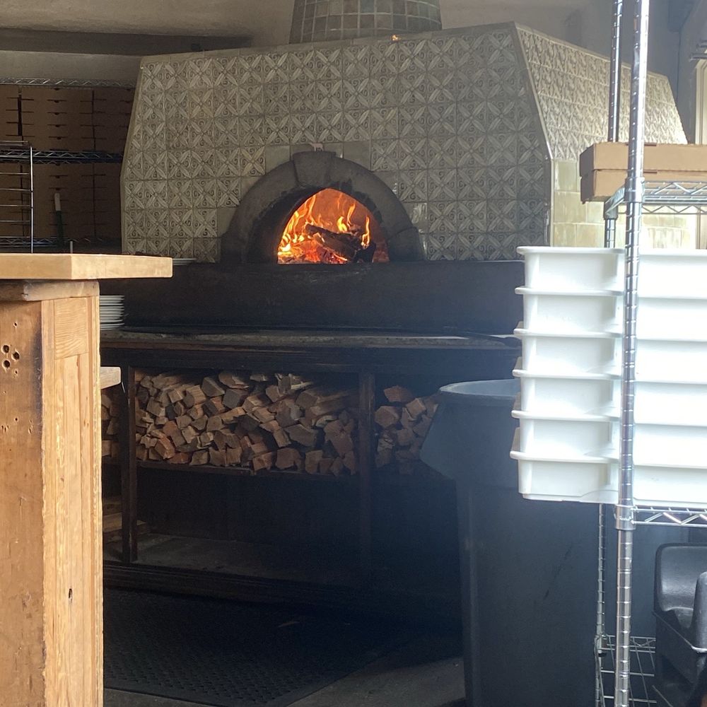 Cafe Reyes - Wood stove - Pizza Near Me - Point Reyes Station, California Cafe Reyes - Wood stove - Pizza Near Me - Point Reyes Station, California