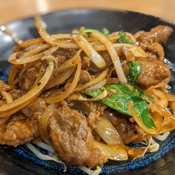 Micha - Beef basil in black pepper sauce - Chinese Near Me - Richmond, British Columbia