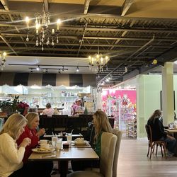 Evie’s Cafe - The restaurant
