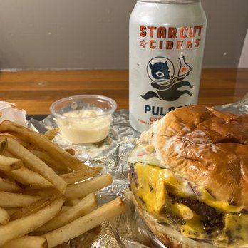 Small Cheval- Riverside - To go - Burgers Near Me - Chicago, Illinois