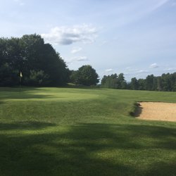 Lakeview Golf Club - Hole 1 green