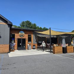 Bandstand Brew Works - Exterior