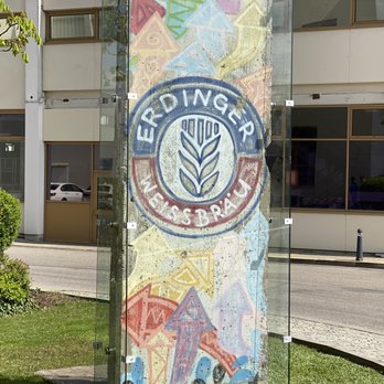 Erdinger Fanshop - Decorated part of the Berlin Wall - Shopping Near Me - Erding, BY
