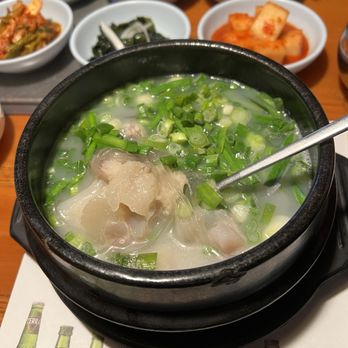 Yet Nal House - Dogani Tang - ox knee bone soup. Look at all the knee tendon - Korean Near Me - Ellicott City, Maryland Yet Nal House - Dogani Tang - ox knee bone soup. Look at all the knee tendon - Korean Near Me - Ellicott City, Maryland