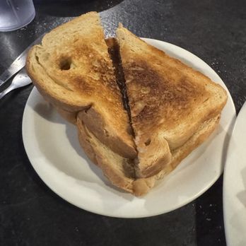 Big Ed's North Restaurant - Sourdough toast - Southern Near Me - Raleigh, North Carolina Big Ed's North Restaurant - Sourdough toast - Southern Near Me - Raleigh, North Carolina