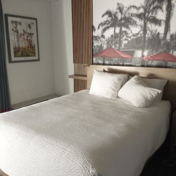 Ramada by Wyndham Santa Barbara - Newly Renovated Room - Hotels Near Me - Santa Barbara, California Ramada by Wyndham Santa Barbara - Newly Renovated Room - Hotels Near Me - Santa Barbara, California