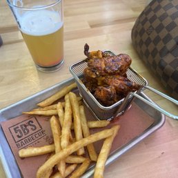 Hot Wings with French fries