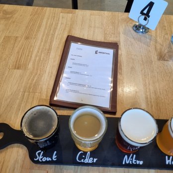Grunthal Brewery - Beer tasting paddle - Breweries Near Me Grunthal Brewery - Beer tasting paddle - Breweries Near Me
