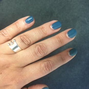 Freshnails - 13 Tage später: Stellenweise etwas matter und weniger farbintensiv, aber absolut tolles Ergebnis! - Nail Salons Near Me - Cologne, NW