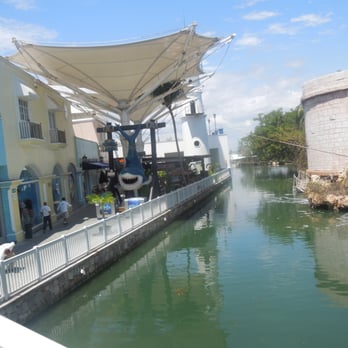 La Isla - Shopping Centers Near Me - Cancún, ROO